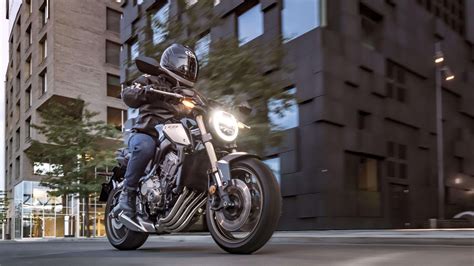 2022 Honda CB650R unveiled in PH: Price, Specs, Features.